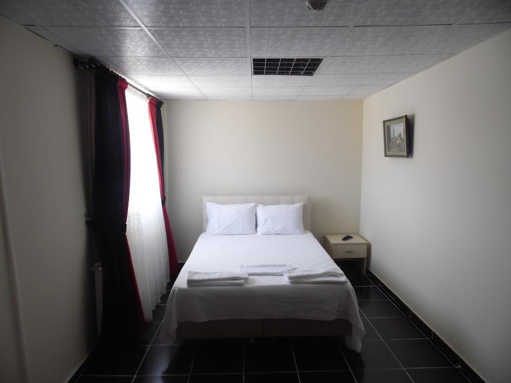 Derince Saral Otel מראה חיצוני תמונה