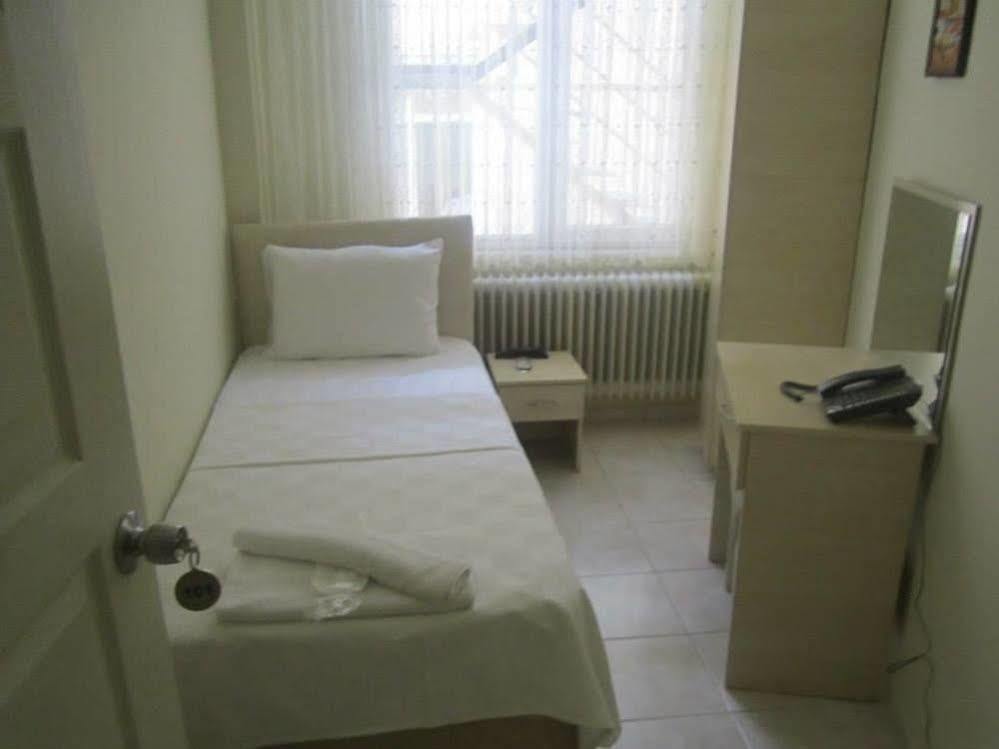 Derince Saral Otel מראה חיצוני תמונה