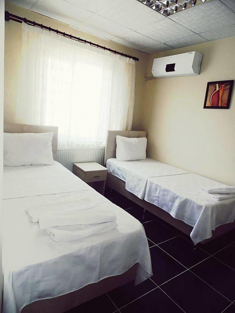 Derince Saral Otel מראה חיצוני תמונה